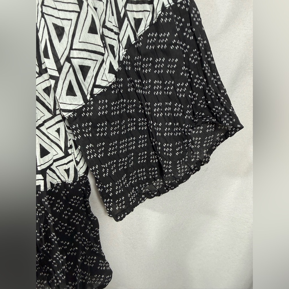 Sunny Leigh Boho Tie Front Blouse Bell Sleeve Whimsygoth Top Medium - Picture 7 of 8